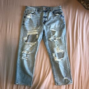 AE Stretch Mom Jean